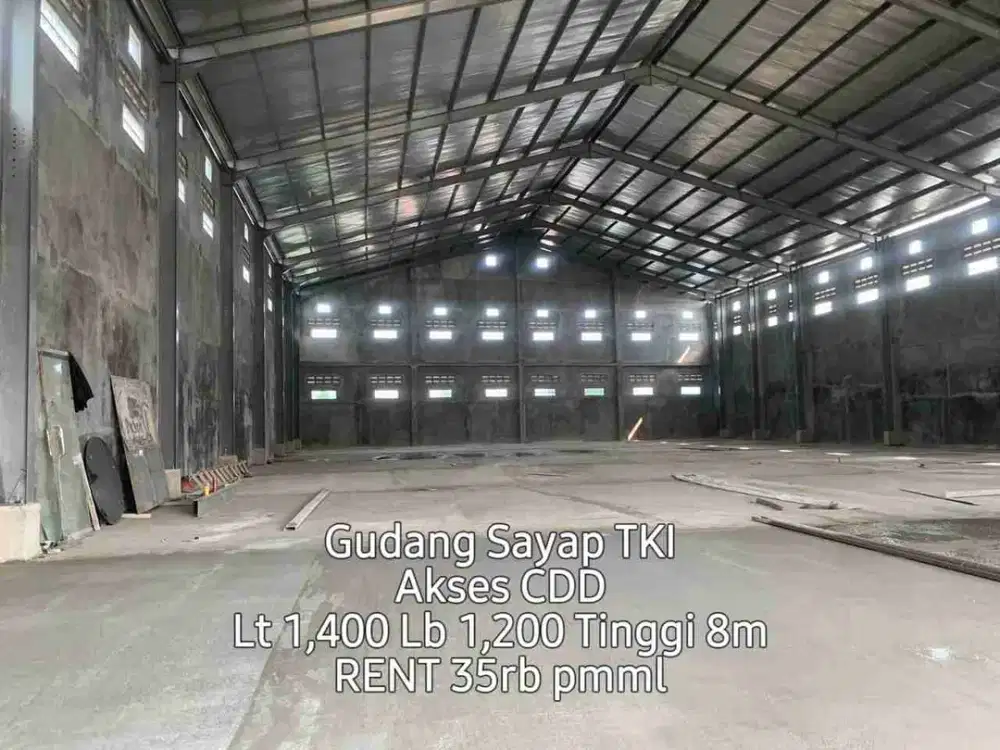 Gudang Sayap TKI dengan Extra Tinggi