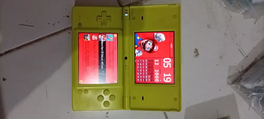 nintendo dsi + memori 32gb