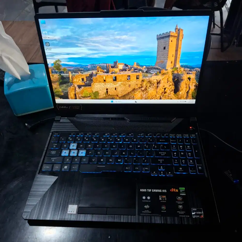 Laptop Asus Tuf FA506NCR Ryzen 7-7435HS RTX3050 4GB Ram 16GB DDR5