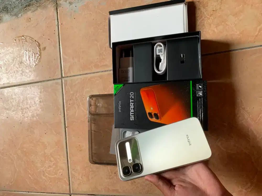 INFINIX SMART 20 4+4/256 LIKE NEW
