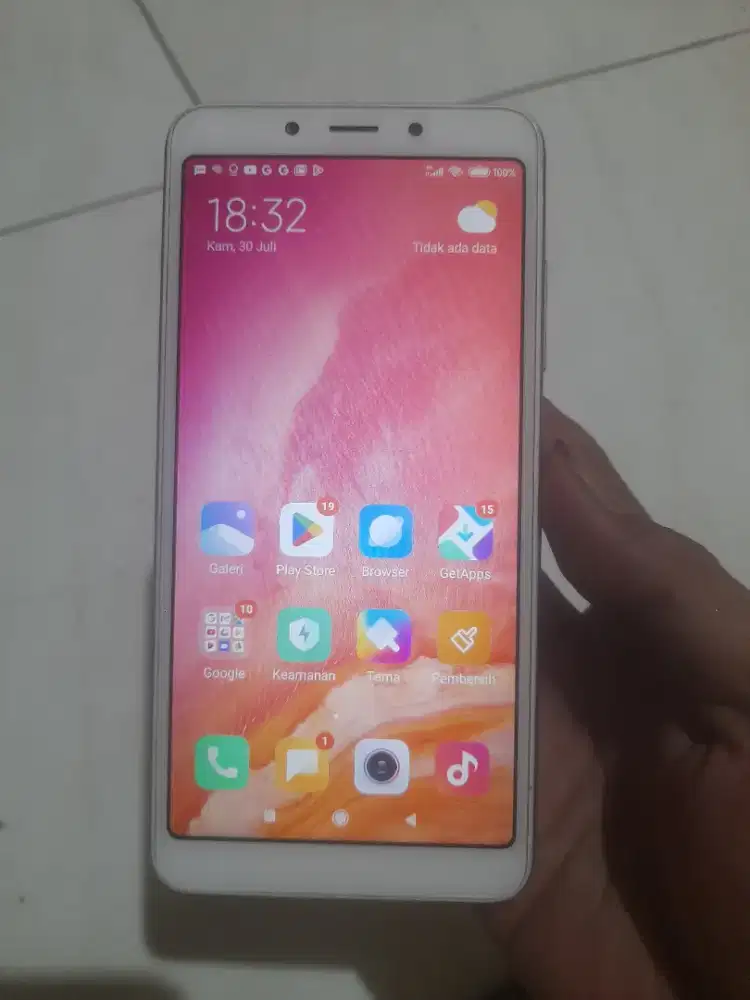 Redmi 6A. 2/16gb. Android 9.