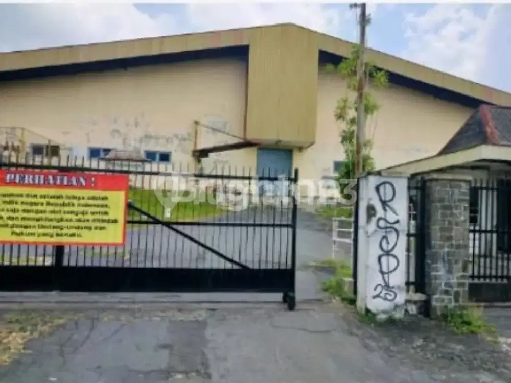 TANAH LUAS  BONUS BANGUNAN BEKAS PABRIK TEXTIL DI LOKASI STRATEGIS DEKAT JL MAGELANG YOGYAKARTA