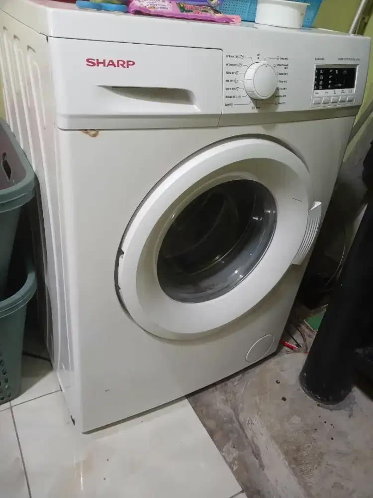 Mesin Cuci Front Loading