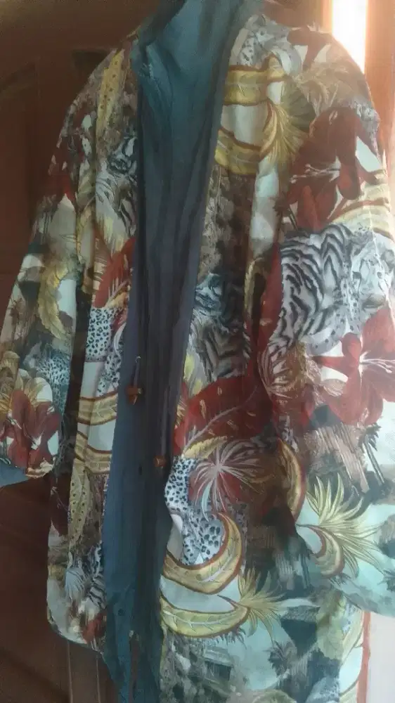 Jaket bigsize dan crewnex XXL. Murah aja masih cakep
