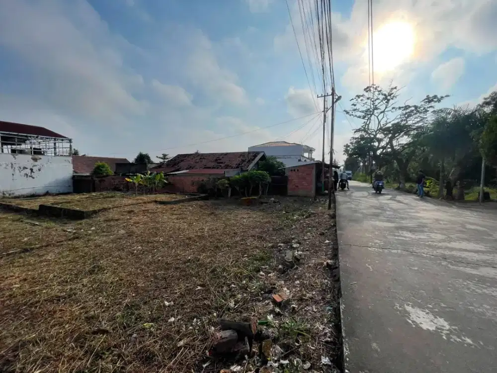 Tanah Pinggir Jalan Naskah Belakang Gramedia Palembang