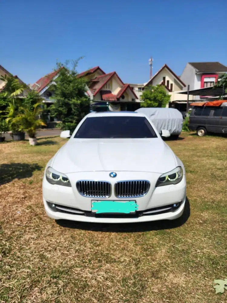 JUAL BMW 520i tahun 2013