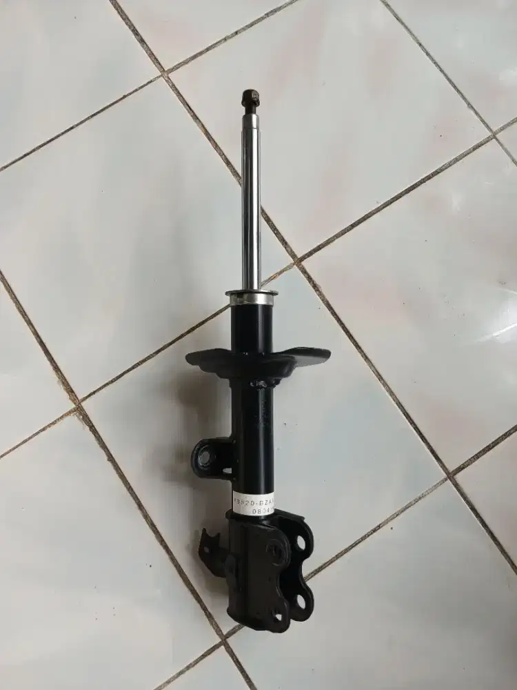 Sobreker depan Xenia Original 2019