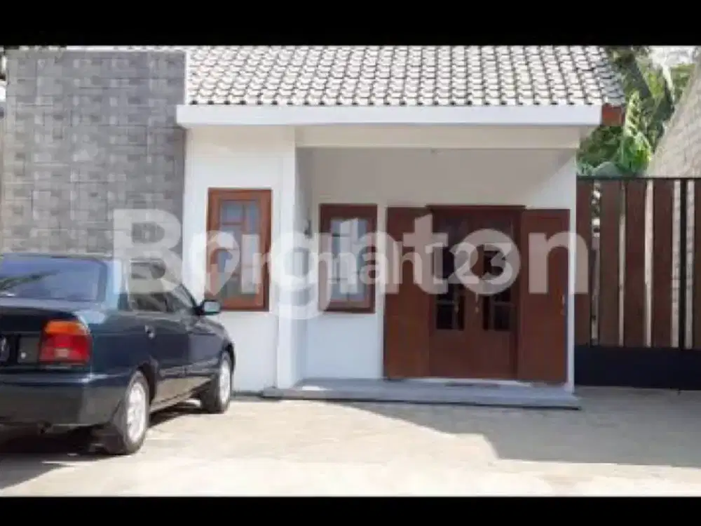 RUMAH LUAS UTARA KIDFUNDS PINGGIR JALAN ASPAL