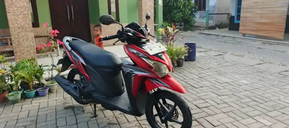 Vario 125 2013 cbs iss