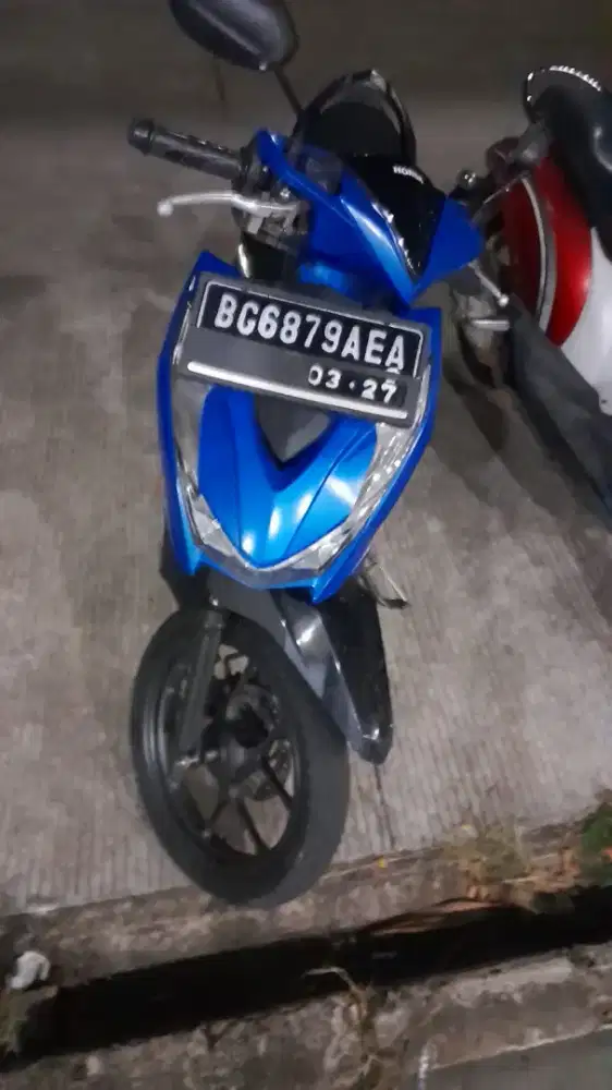 Dijual motor honda beat thn 2022 surat lengkap pajak hidup nego tipis