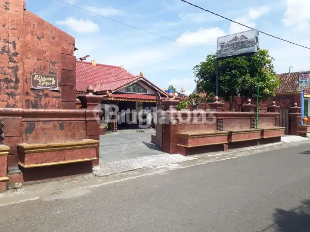 RUMAH KLASIK DAN BOUTIQUE