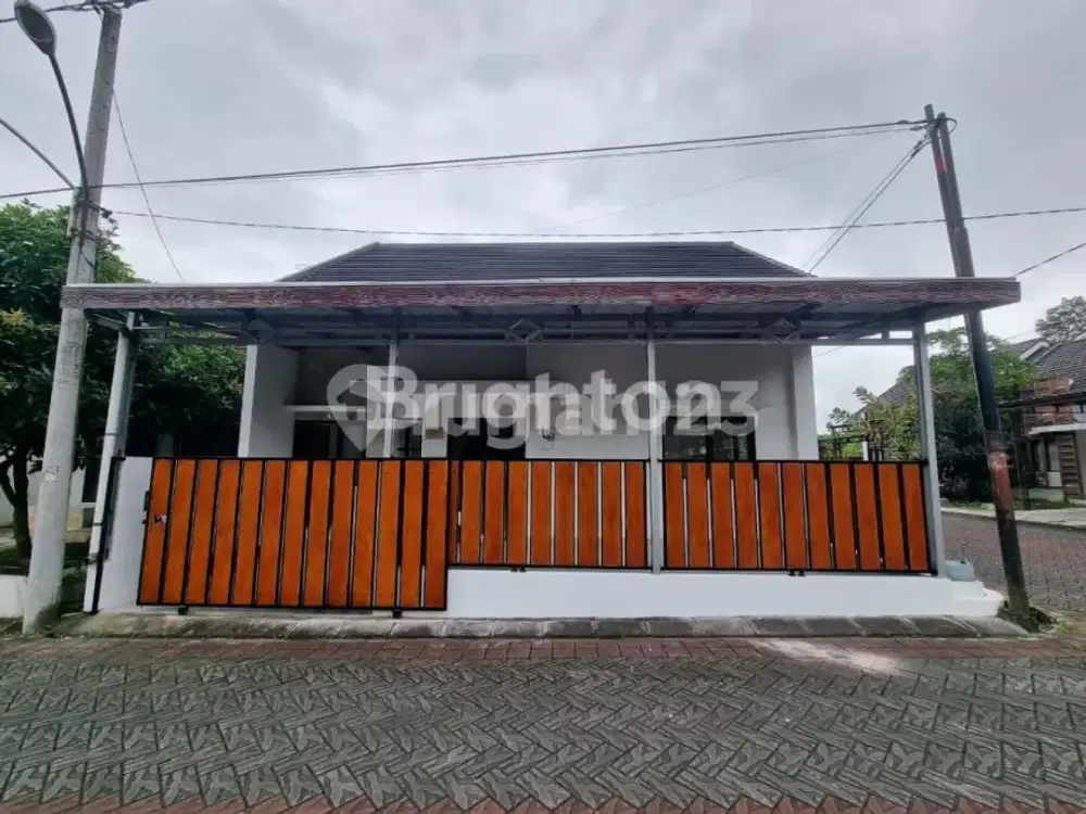 Rumah Cantik Dengan Lokasi Hook Di Perum Pondok Permai
