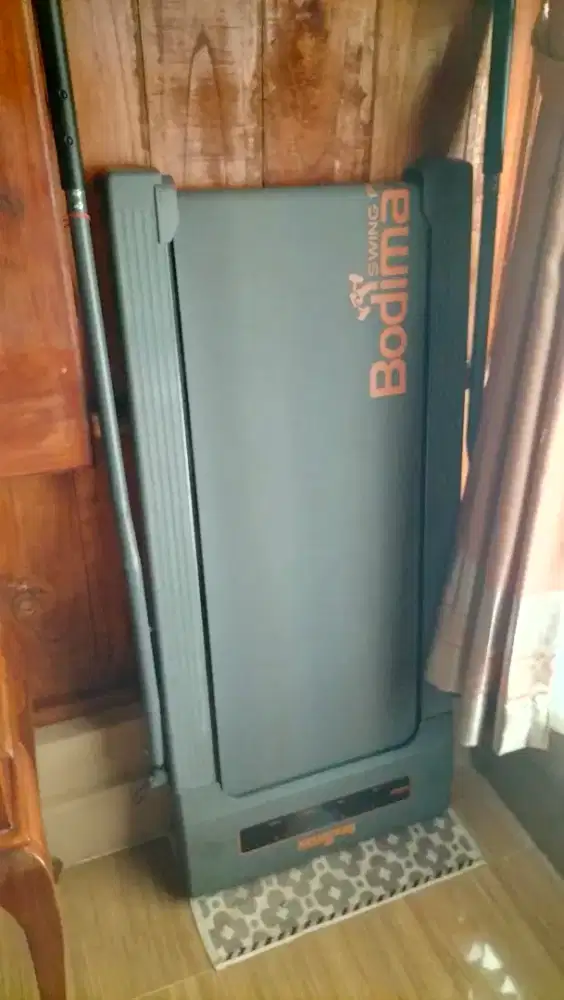 Dijual treadmill body max msh bagus