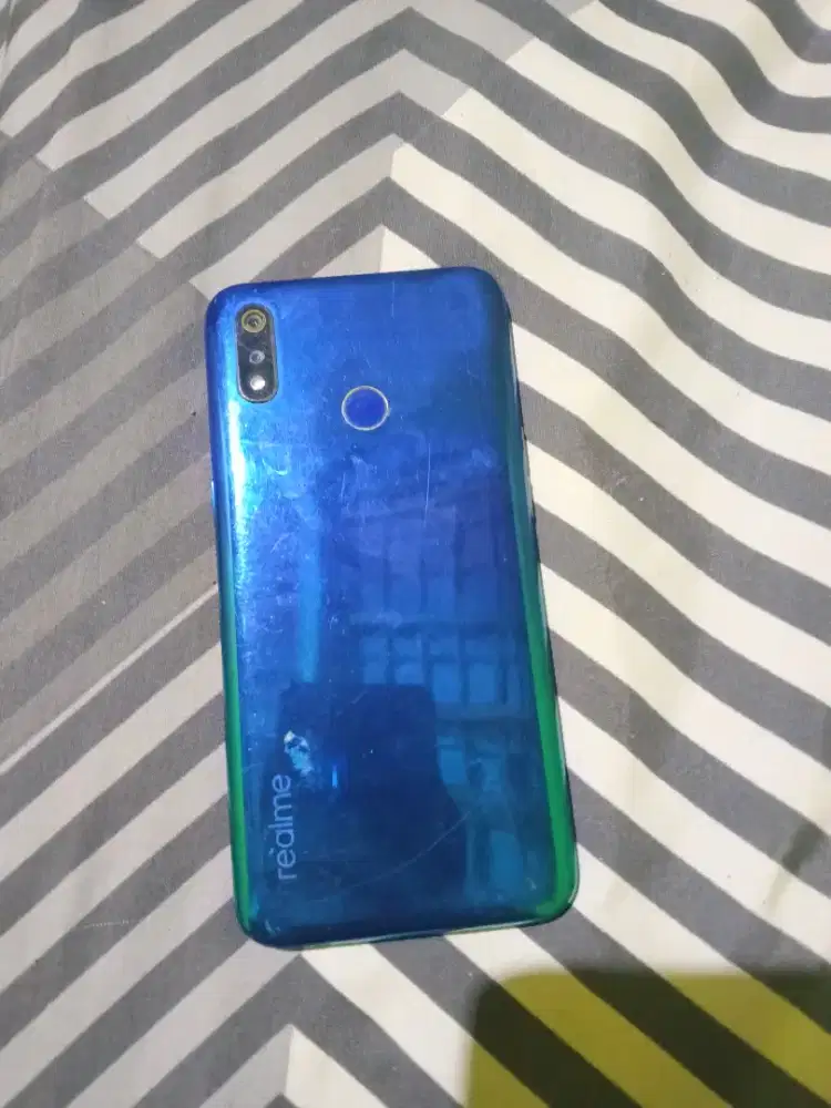 REALME 3 BEKAS DARI TAHUN 2019