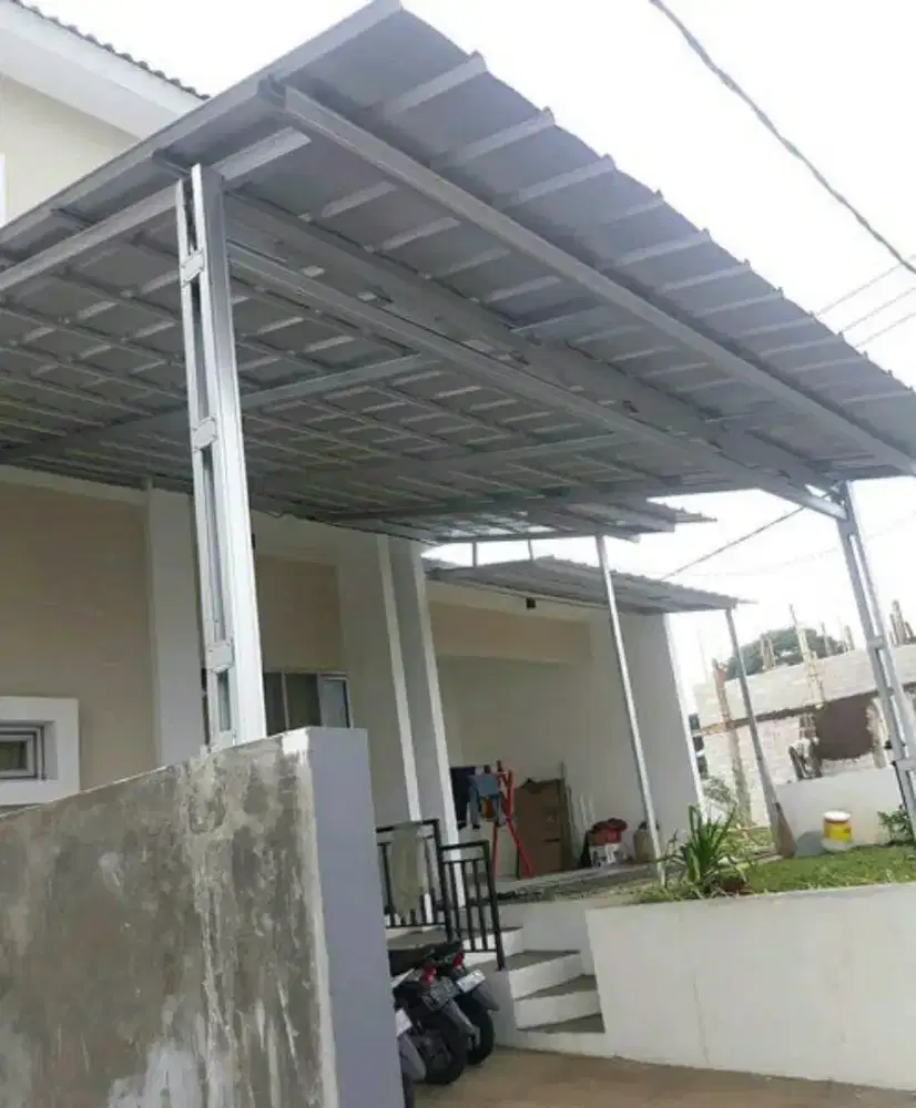 Kanopi baja ringan terpasang