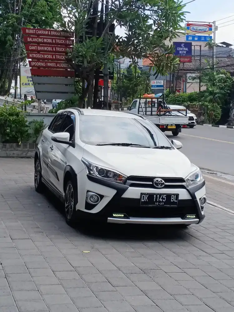 YARIS TRD S HYKER MANUAL 2017 ASLI BALI LOW KM SUPER ISTIMEWA