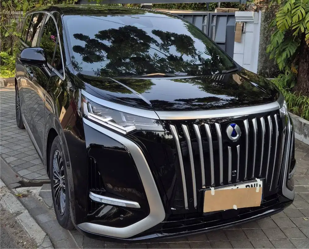 denza d9 8rb km like new type premium