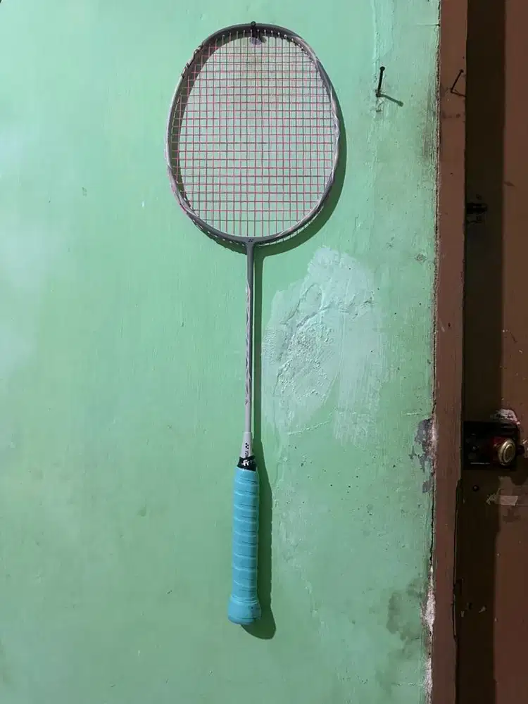 Raket Badminton Yonex Astrox 77 Play Light Beige