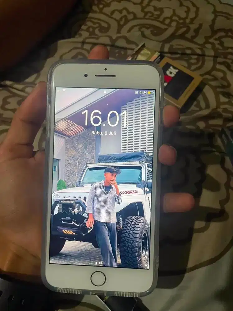 jual hp ip edisi ga ke pakai
