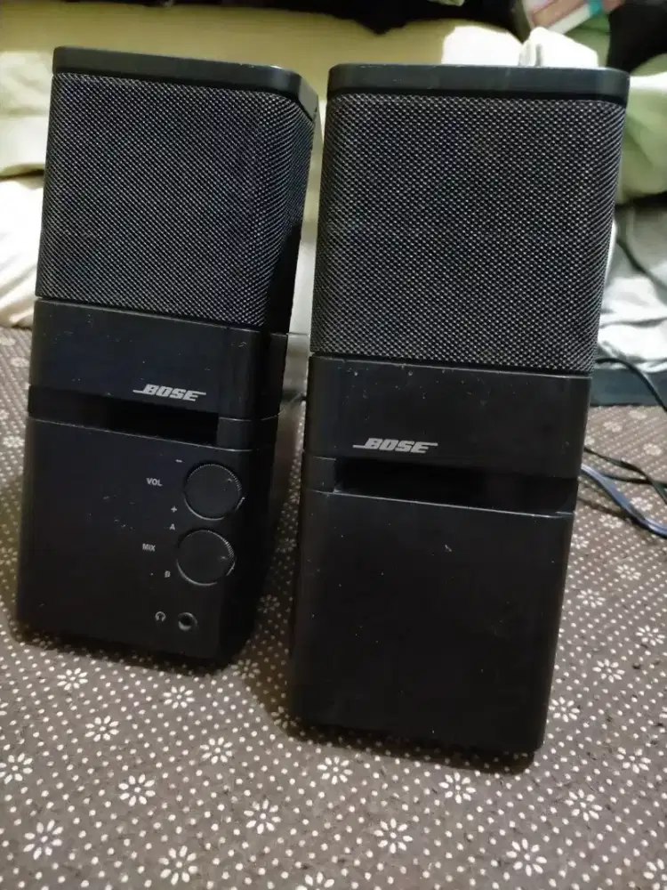 Spiker aktif bose media mate
