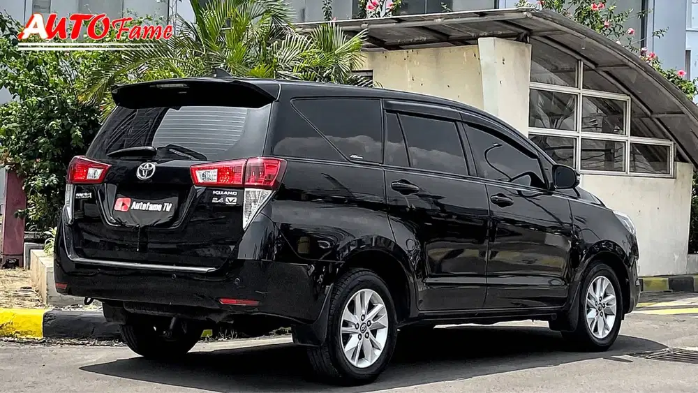 Toyota Innova 2.4 V Diesel AT Black On Brown NIK 2019