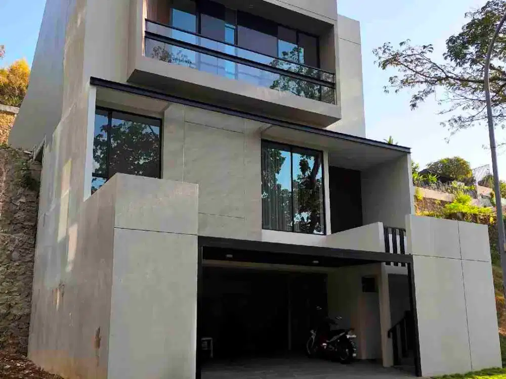 brand new home, 3 lantai with home lift, eksklusif cluster citrasun garden tembalang