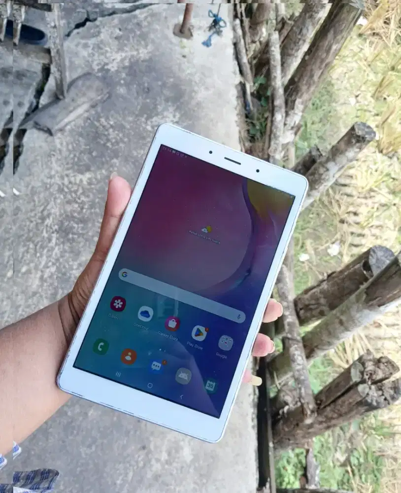 Samsung Galaxy Tab A 8 Inchi. Ram 2/32 GB.