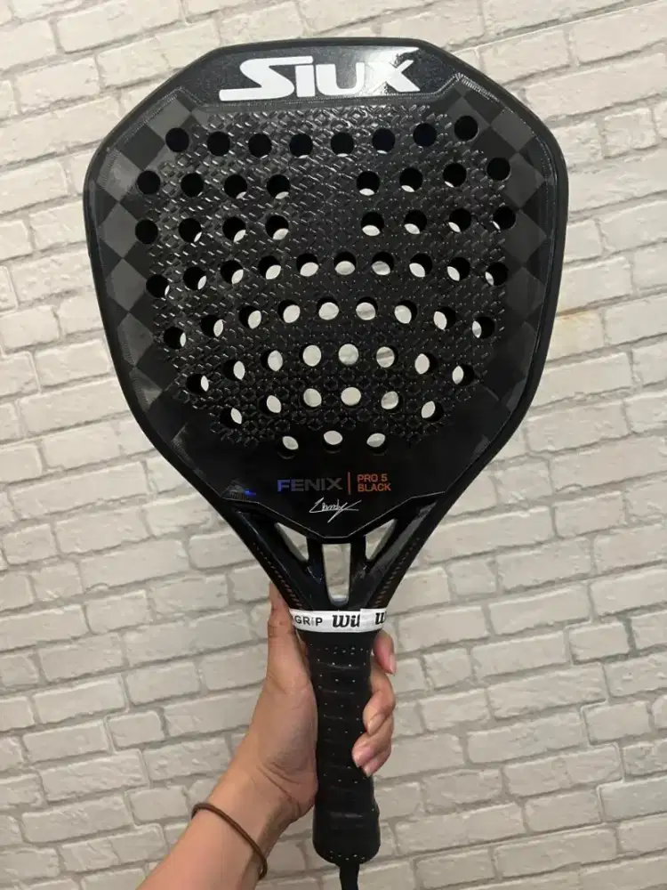 PADEL SIUX FENIX PRO 5 BLACK