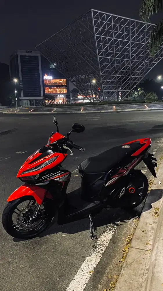 HONDA VARIO CBS SPORTY RED 2024