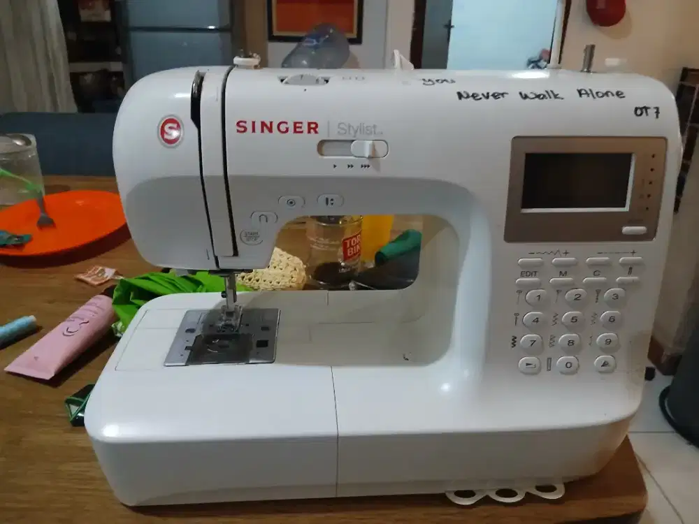 Dijual BU Mesin Jahit SINGER STYLIST