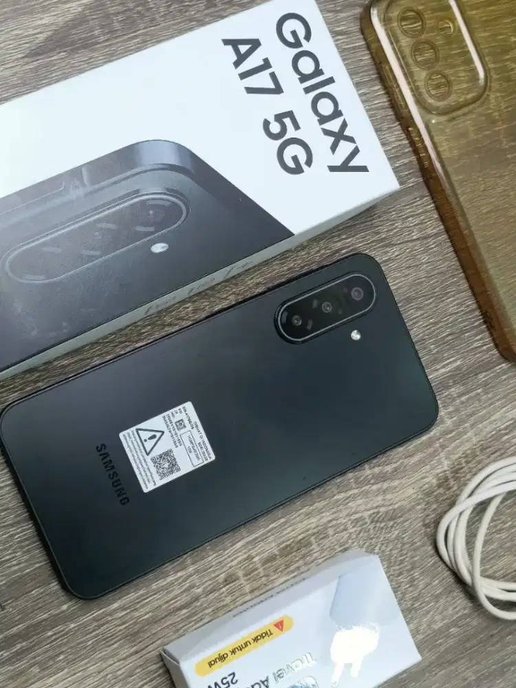 Samsung a17 5g
Ram 8/256