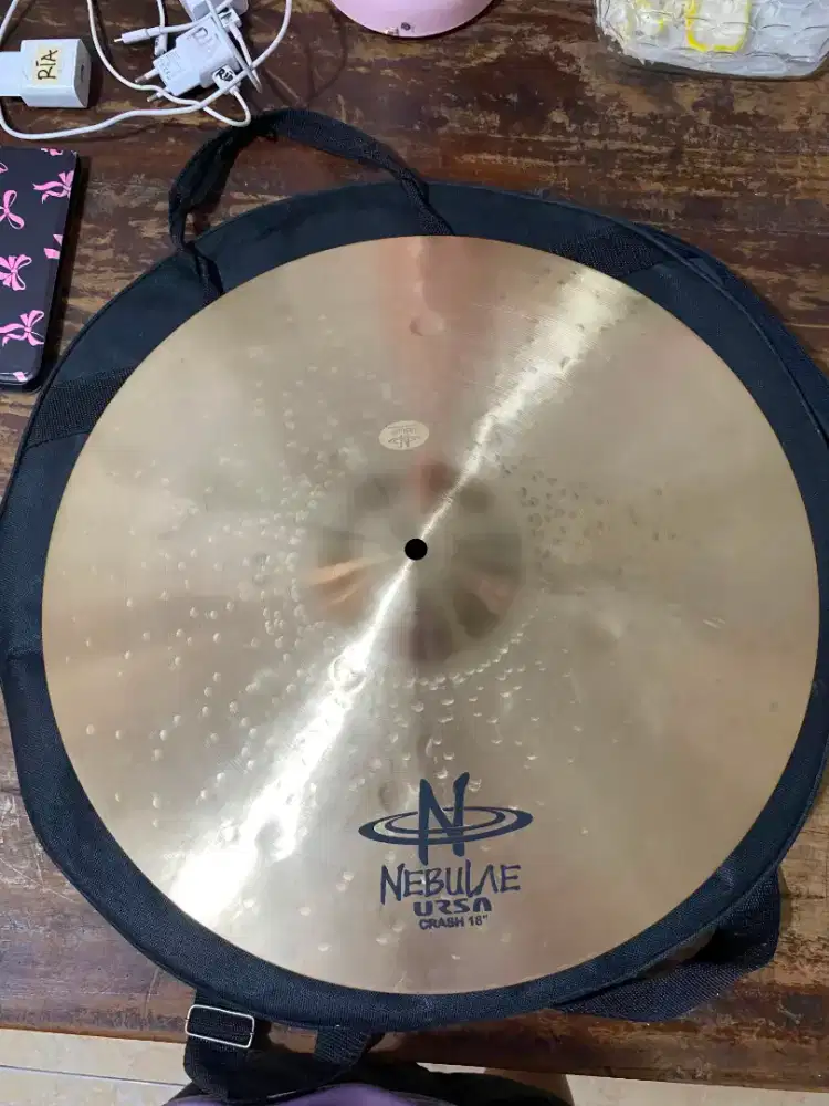 DIJUAL CYMBAL NEBULAE URSA CRASH 18, MULUS, NO KEYHOLE, MURAH,LIKE NEW