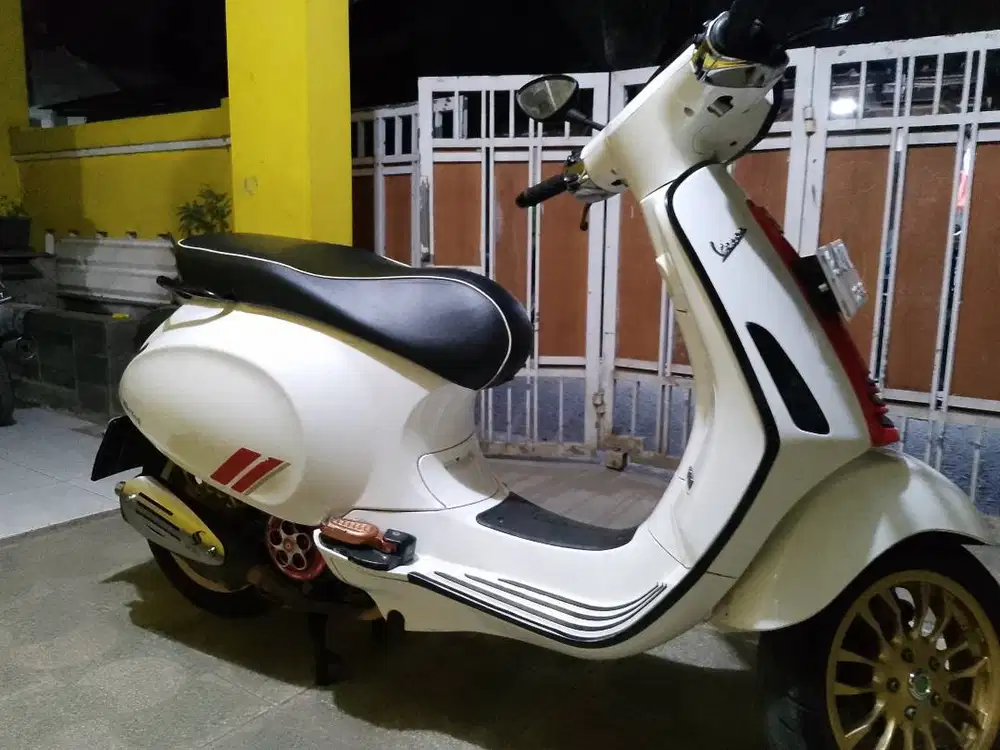 Jual Vespa Sprint IGET 150 ABS Tahun 2020