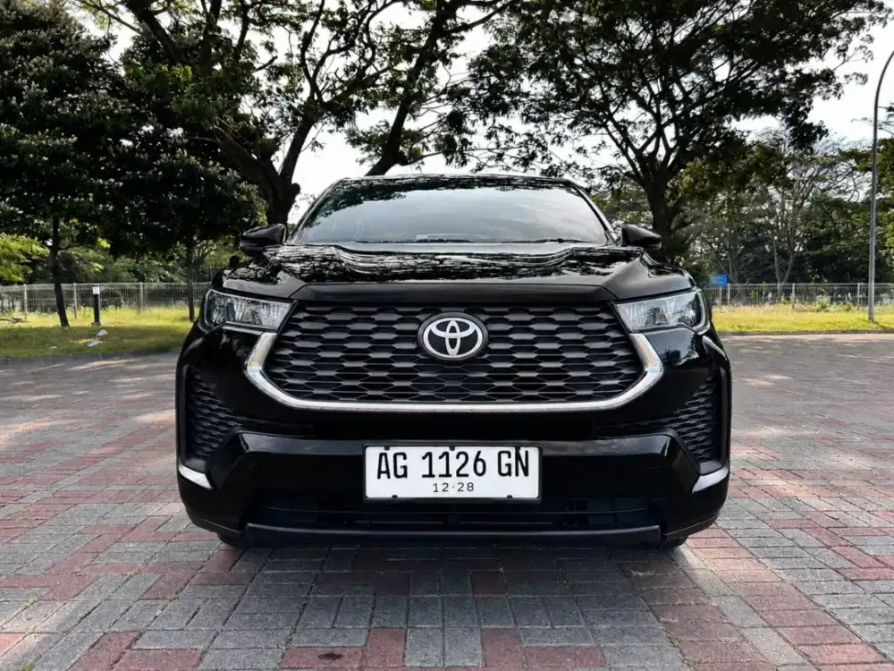 Toyota Innova Zenix G Bensin AT 2023 Tangan Pertama Low KM