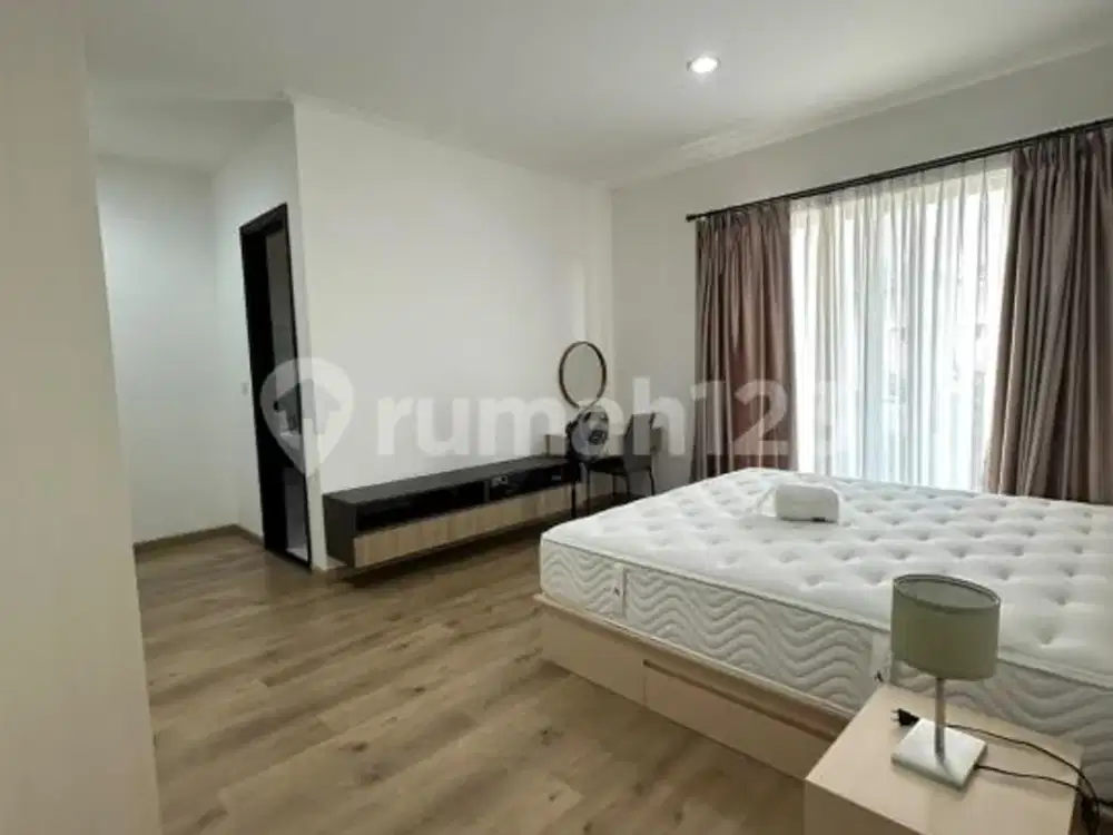 Disewakan Rumah Golf Island 8X20 Full Bangunan