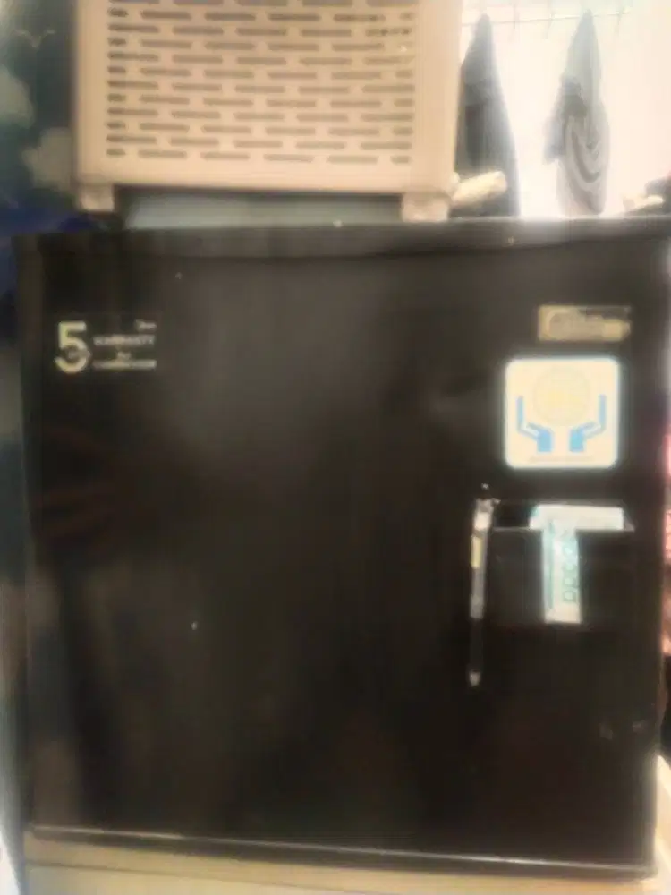 Kulkas portable merk midea