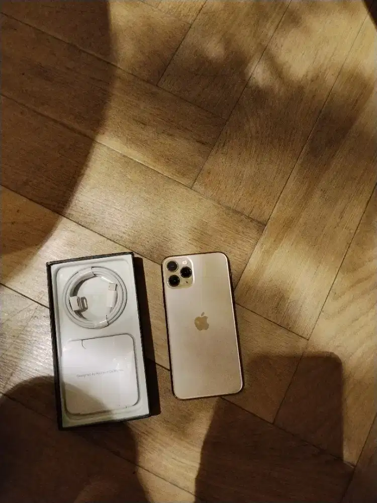 Iphone 11 pro 256gb sangat manis