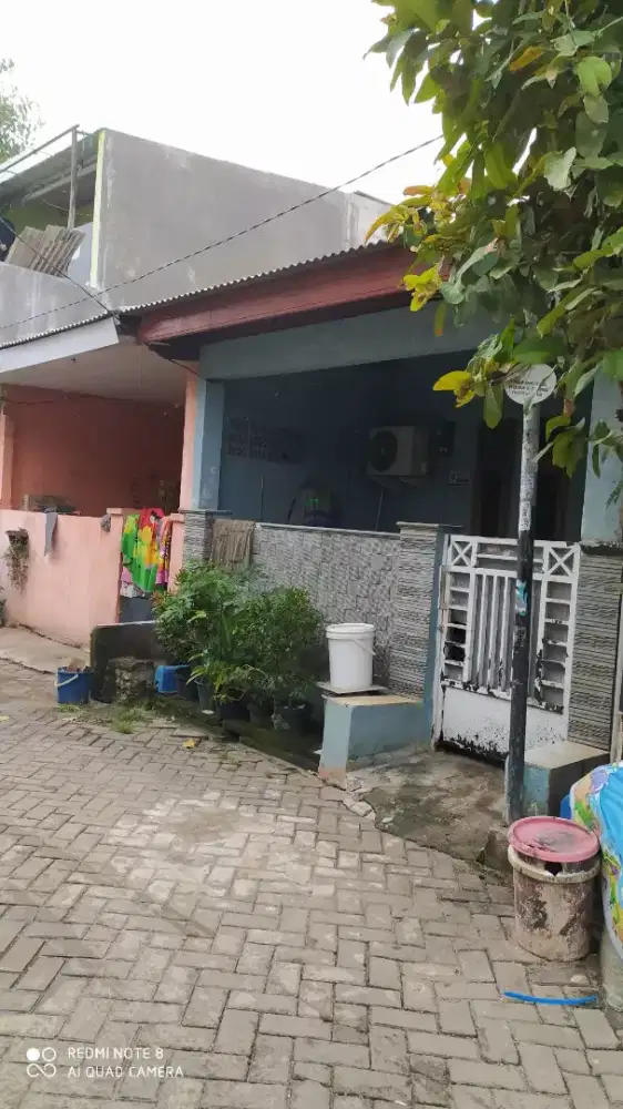 Rumah cluster Cipondoh di sewakan