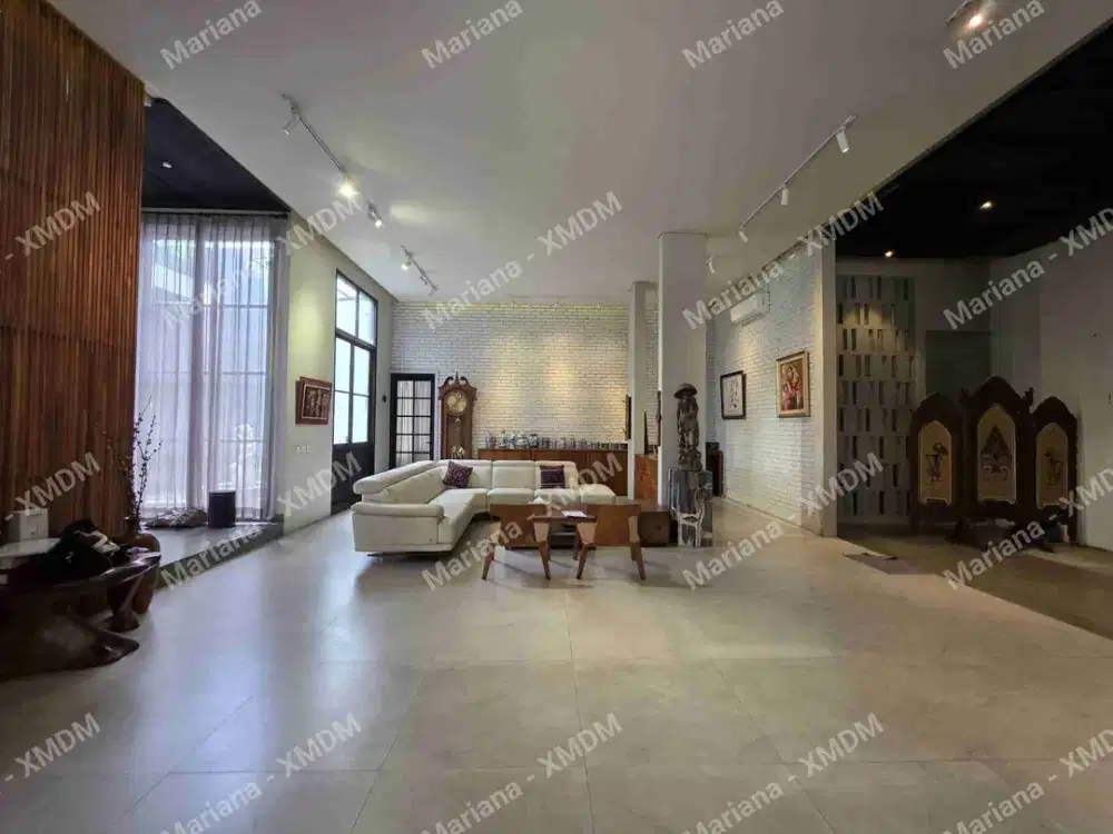 Rumah di Aristoteles Gading serpong sudah interior cakep elegant , full furnished