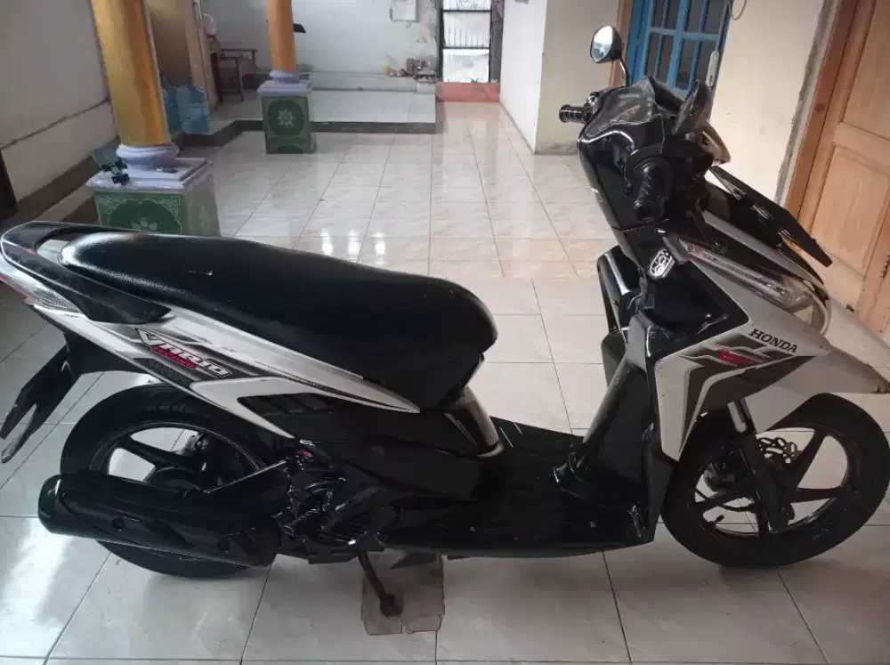 Vario tecno 2010 pajak on