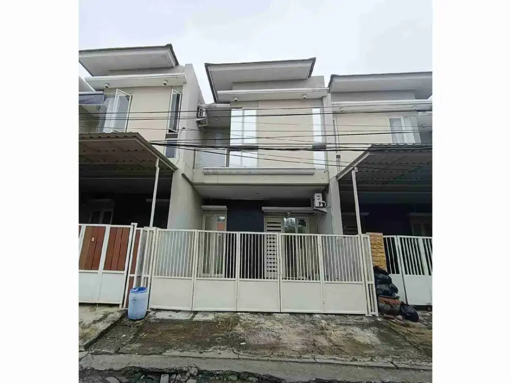 ‼Dekat PETRA‼Rumah Modern Minimalis *Full Furnished*
Lokasi Kutisari Surabaya Selatan