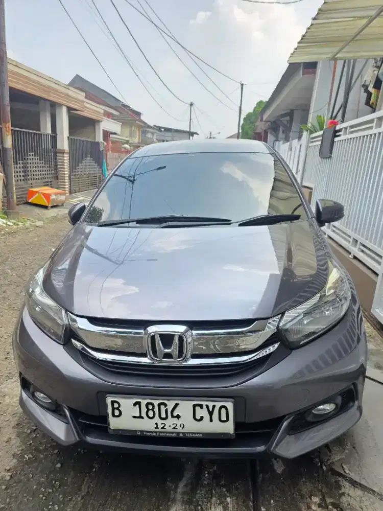 Honda Mobilio E CVT tahun 2017 warna grey