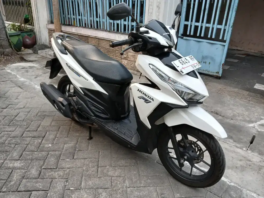 Jual vario 150 2015 kondisi sgt bagus samsat manyar