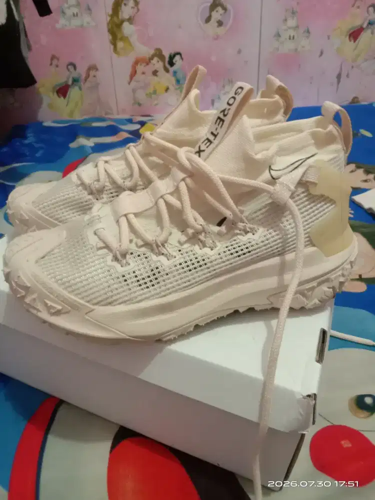 Sepatu Nike goretex