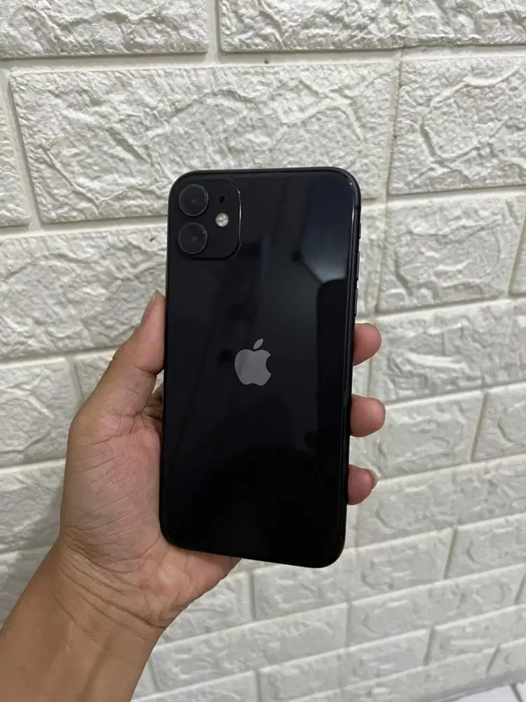 IPHONE 11 128GB RESMI IBOX BH 100% SIAP PAKAI