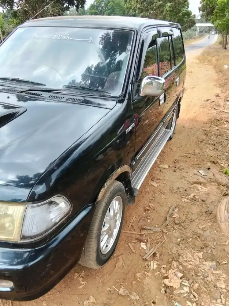 Kijang kapsul lgx diesel tahun 2002 gak ngowos