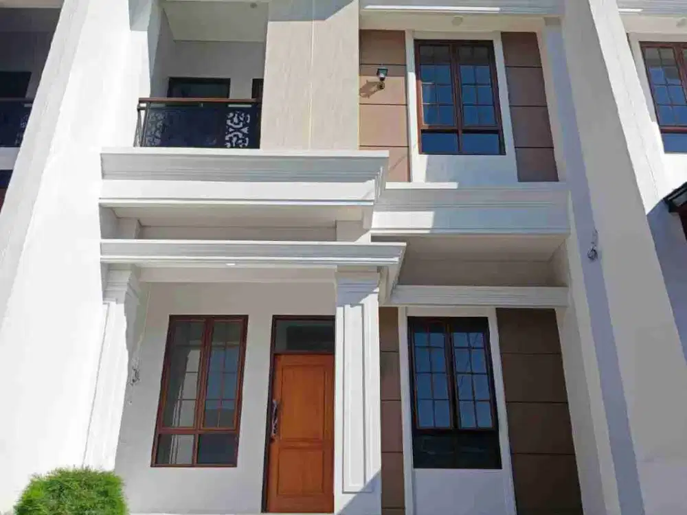 Rumah 2 lantai Diamond hils Banyumanik semarang