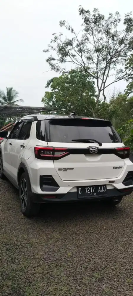 Daihatsu Rocky 1.0 turbo Two tone ( Seri tertinggi)