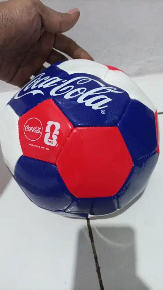 Ball FIFA 2026 event coca cola