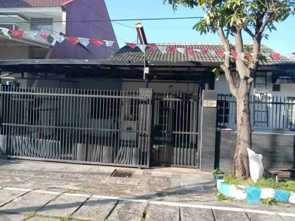 Dijual murah rumah daerah Pondok Tjandra indah